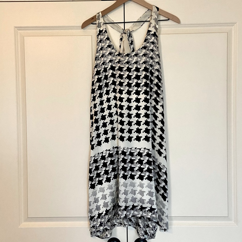BOGO - Black & White Dress - Mystree